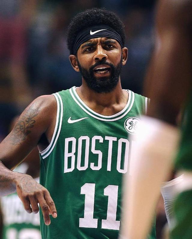 米体：加图索将周五公布意大利大名单，托纳利可能因伤无缘